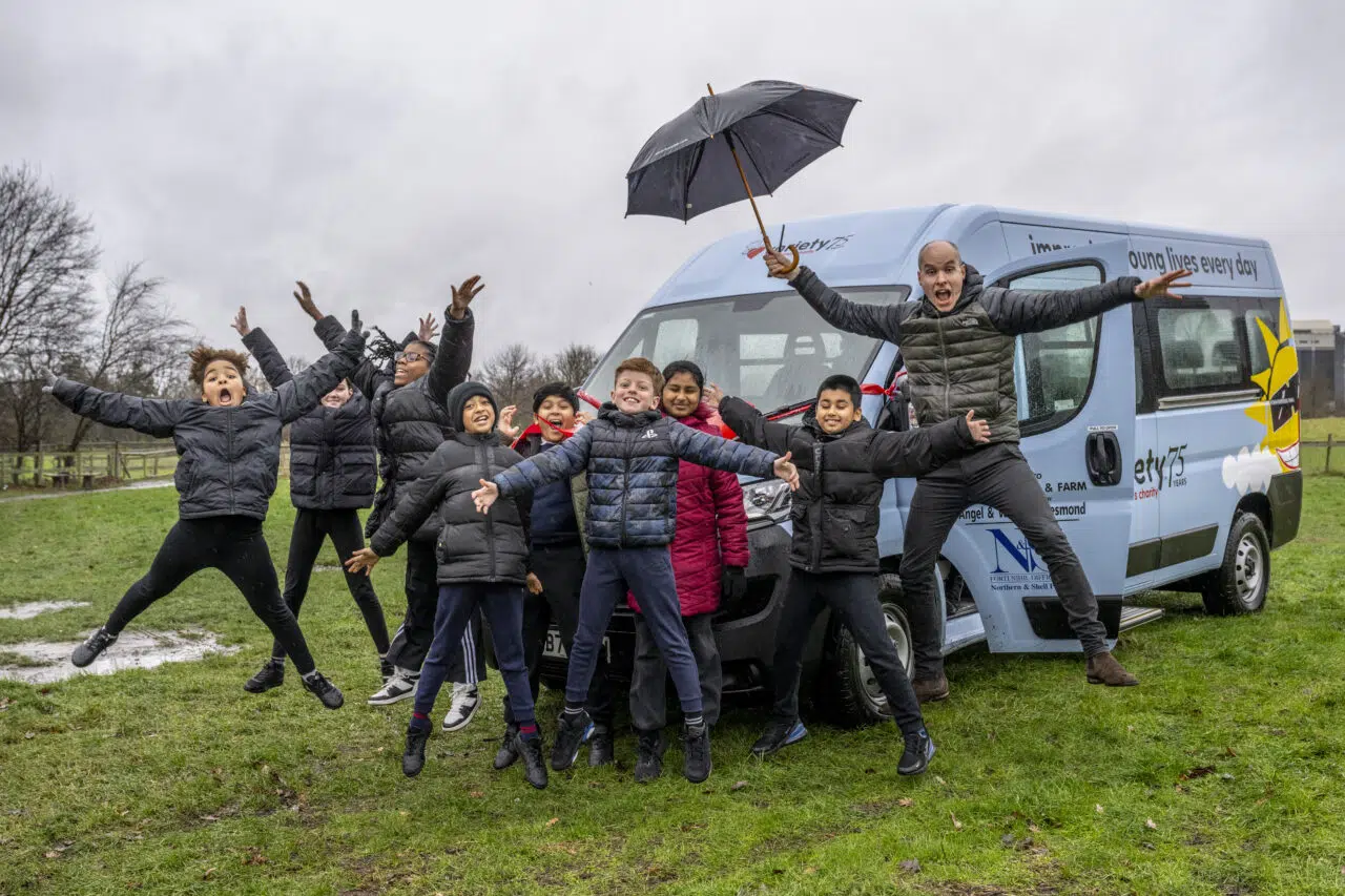 Variety mini bus presentation to Mudchute Park and Farm nursery, 23rd January 2024Photography by Fergus BurnettAccreditation required with all use – ‘fergusburnett.com